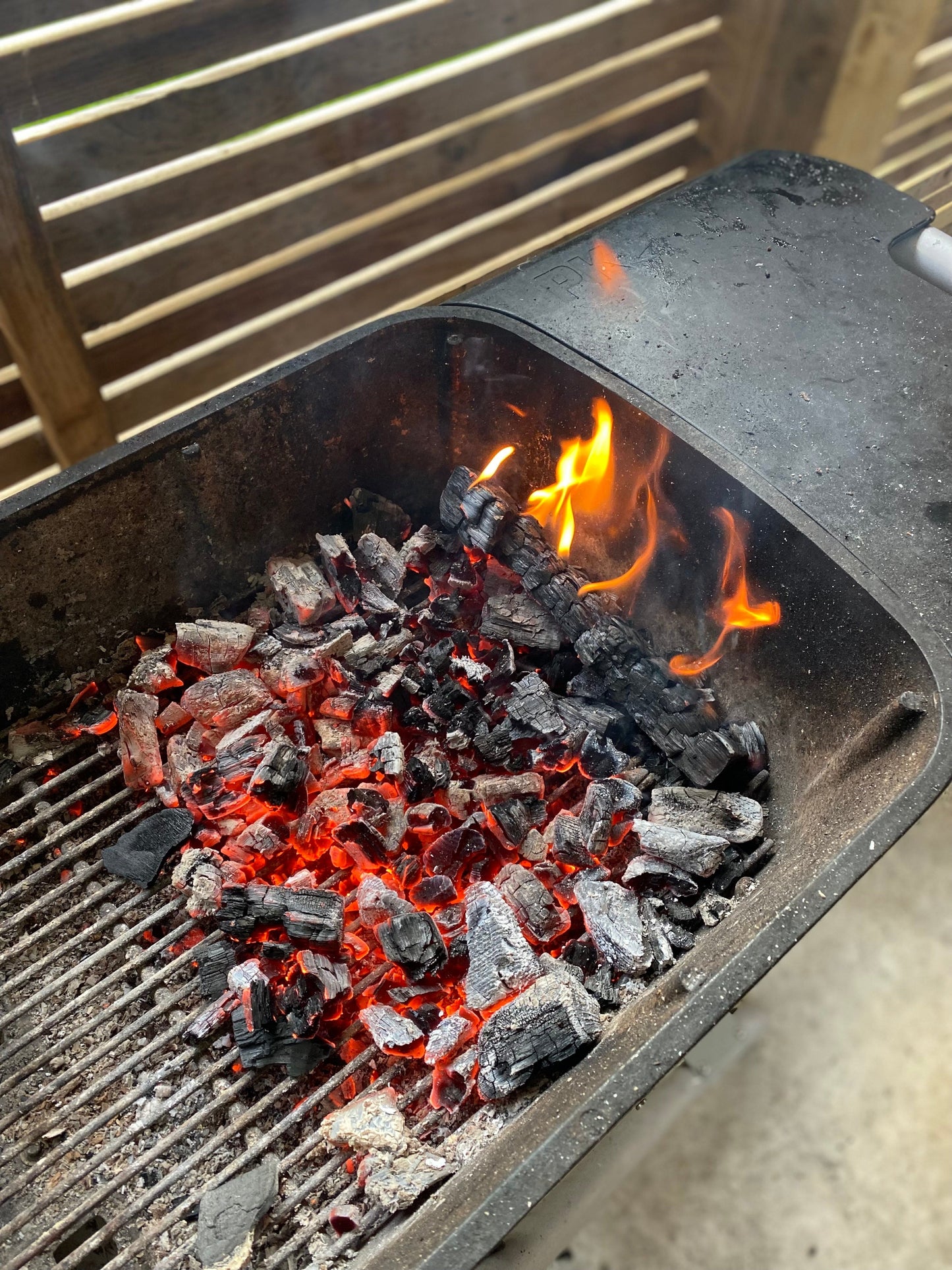 HotSmoked | 10'' Pizza Oven, BBQ & Smoker Wood Splits