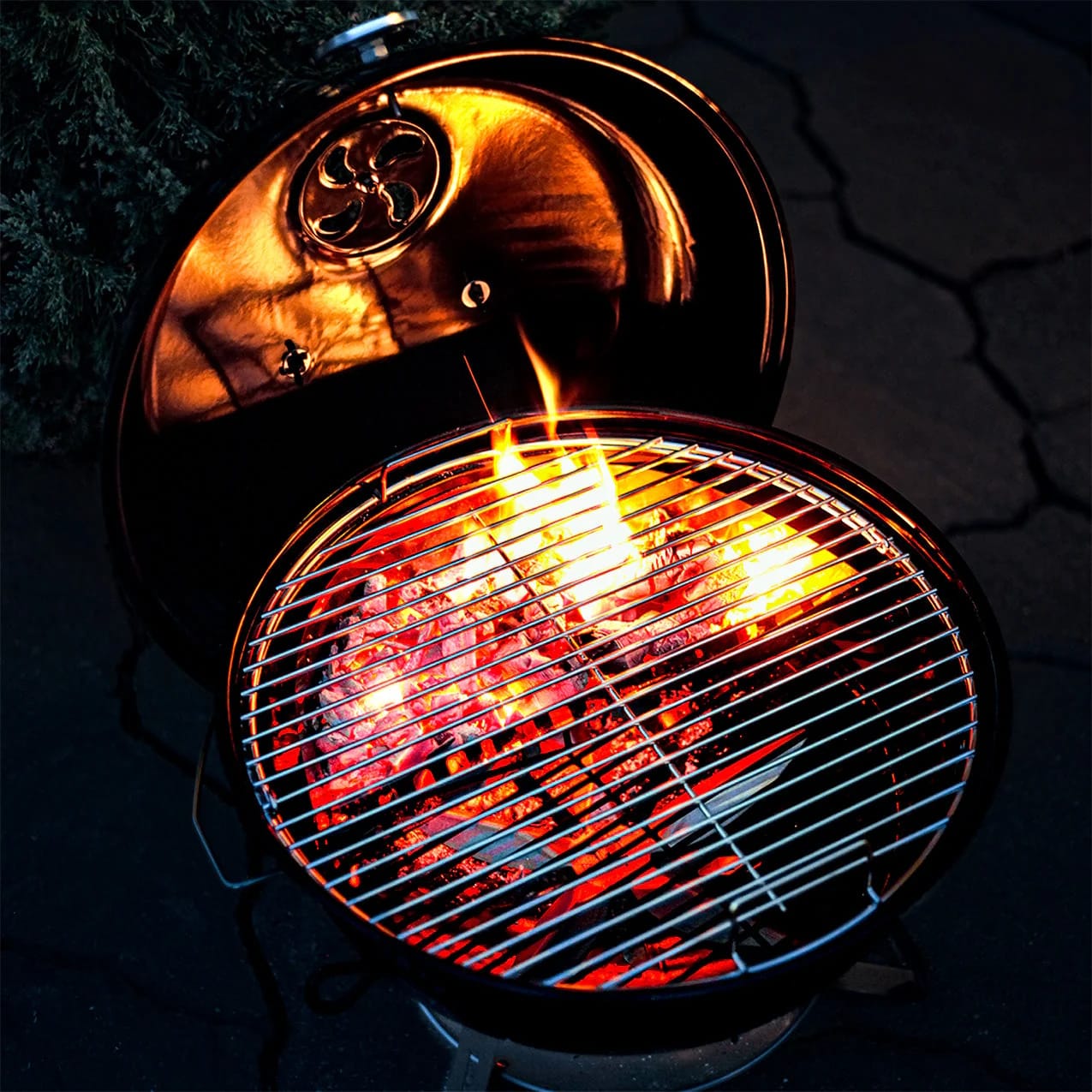 SnS Grills | Home 'N Roam Travel Kettle Charcoal Grill